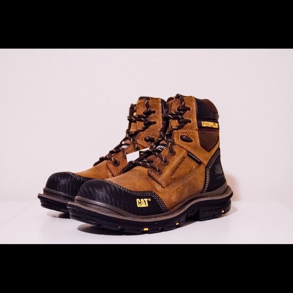 caterpillar fabricate boots